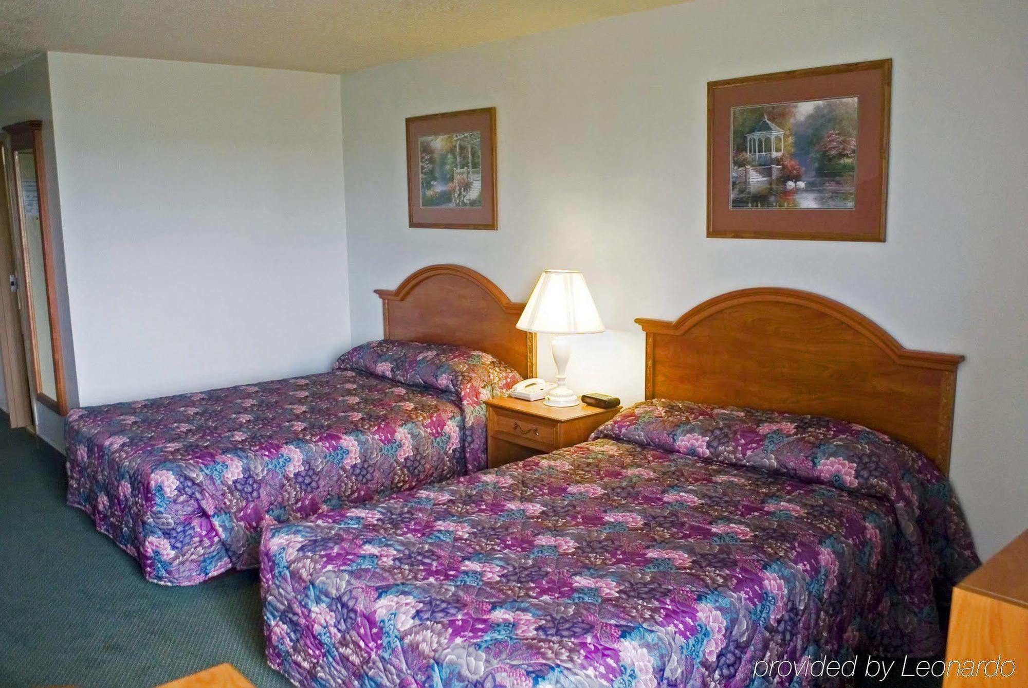 Red Lion Inn & Suites Pontoon Beach Стая снимка